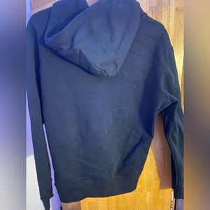 NEVER WORN !! Polo Ralph Lauren
The RL Fleece Hoodie